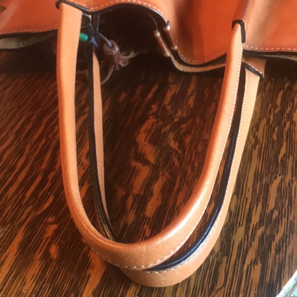 ✨SOLD✨FRYE BEADED TOTE NWOT - Picture 7 of 9